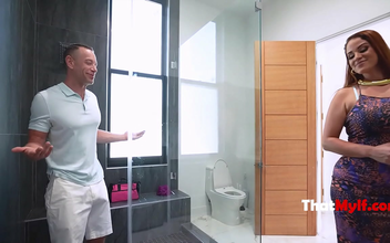 Experience the Ultimate Desi MILF: A Plumber's Dream Come True