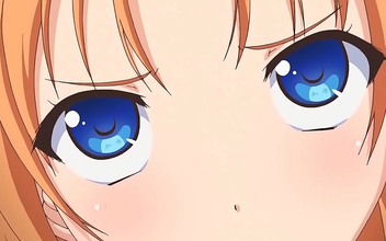 J-Babe in Latex Exposes Her Voluptuous Figure