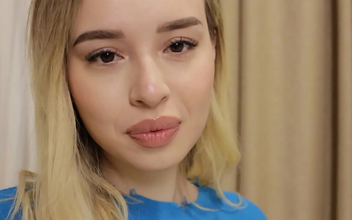 Cherry Blossom Beauty ~ Young and Natural Japanese Girl