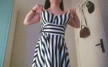 Japanese Apartment Building Hosts Skinny 'Nude' Girls Serving 'Poison Dragon'