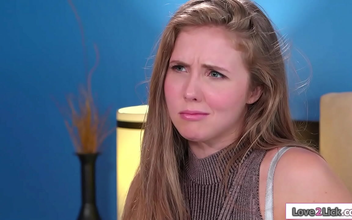 Mommy's Kissing Game: Is It Too Hot to Handle?