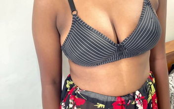 Witness the Alluring Beauty of This Indian Babe with Big Natural Tits and Tight Pussy