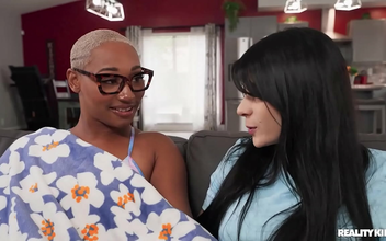 Experience a Desi Enchantress' Luscious Body and Lost Virginity While Her Boyfriend Was Away in this Exclusive