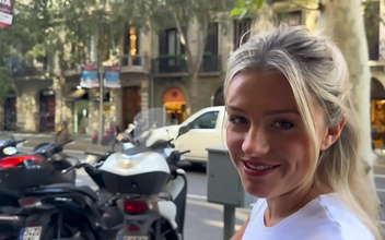 Experience the Sultry Charms of a Desirable Tour Guide in Barcelona!