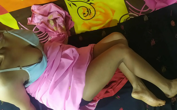 WATCH! Desi Bhabhi's Luscious Body in Hot Sex Video!