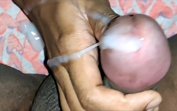 Meet the Stunning Indian Desi Wife Who Knows How to Give a Mind-Blowing Handjob