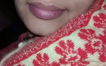 uni♥MILF Luscious Desi Enchantress in Amateur Outdoor Fun with College Girlfriend