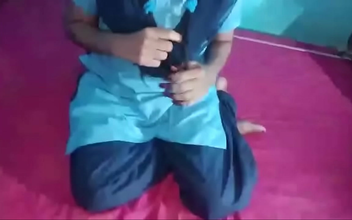 Revealing the Alluring Beauty of Indian College Girls in a Sensual MMS